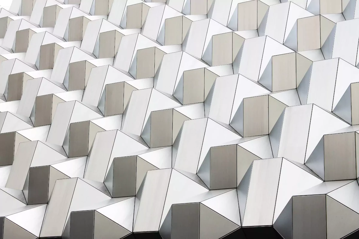 Dresden, Almanya'dan beyaz soyut geometrik sanat eserleri